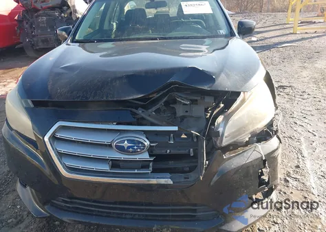 2015 Subaru Legacy 2.5I Premium z USA, uszkodzony, nr VIN 4S3BNAC67F3058291